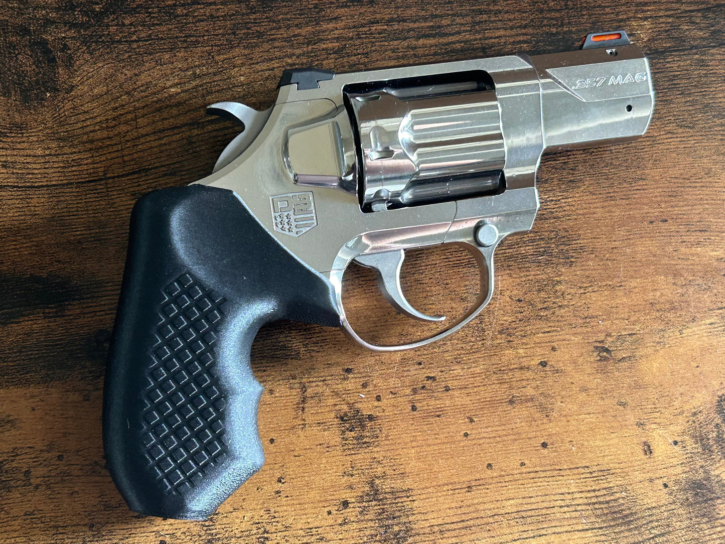 Concealed carry grips for the hammered Diamondback SDR revolver. Before, wheelgun folks had to choose between shooting comfort (rubber grips) or carry comfort (wood or G10 grips). Recoil Rider revolver grips provide both, featuring the recoil absorption of rubber grips with the snag-free comfort of wooden grips. Plus, they reduce the weight for easier carry and improve the grip angle of your Diamondback SDR for a more natural point-of-aim. Perfect if you're carrying your revolver AIWB or in the pocket.