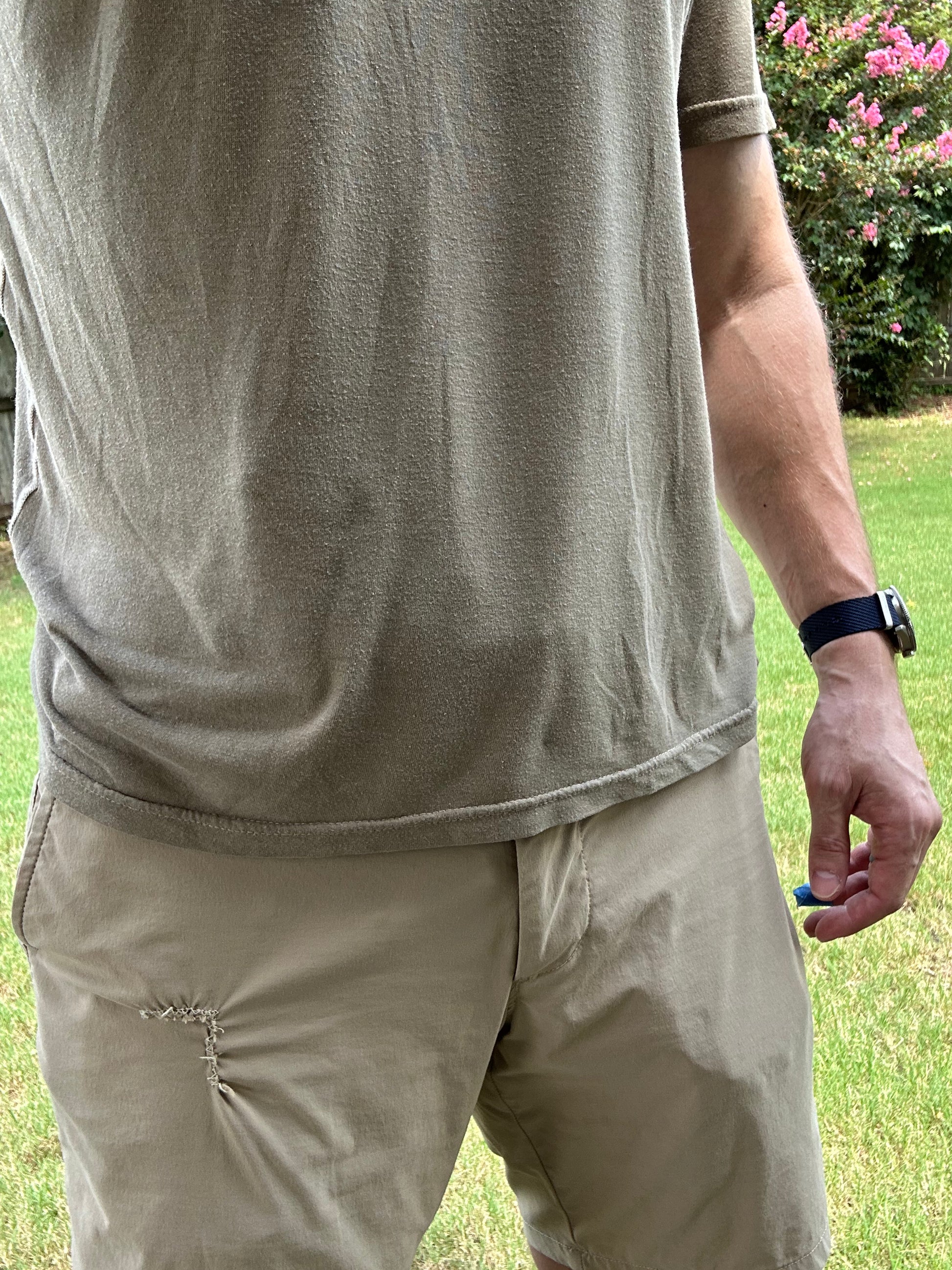 "Zero-compromise" concealed carry grips for the Kimber K6XS. Before, wheelgun folks had to choose between shooting comfort (rubber grips) or carry comfort (wood or G10 grips). Recoil Rider revolver grips provide both, featuring the recoil absorption of rubber grips with the snag-free comfort of wooden grips. Plus, they reduce the weight for easier carry. If you're carrying your revolver AIWB or in the pocket, these utilitarian grips will provide a superior shooting and CCW experience.