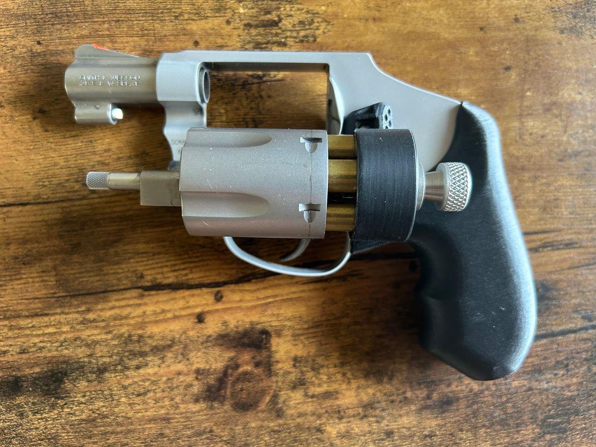J-Frame (DAO) CCW Grips – Recoil Rider Revolver Grips