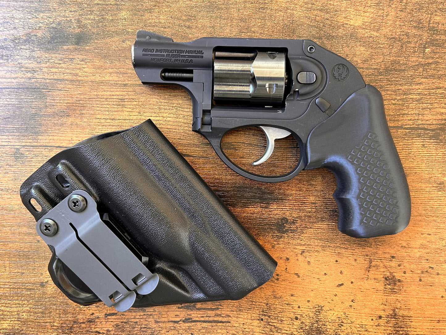Ruger LCR with Recoil Rider Boot Grips in the Harry's Holster Icon 2.0 Kydex Holster.
