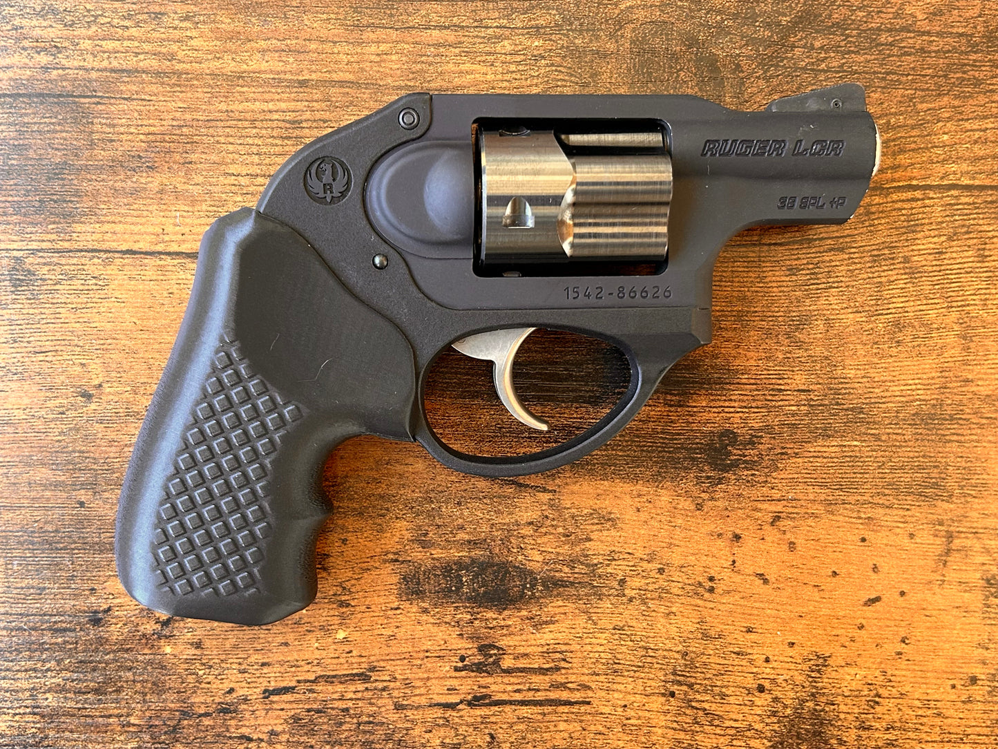 For the ultra-minimalist revolver user who conceal-carries in the pocket: Ultra-concealable boot grips for the Ruger LCR and LCRx line, optimized for pocket-carry. Recoil Rider grips are the the lightest boot grips available for the LCR, plus they absorb recoil with a slim profile and a snag-free draw. They cover the backstrap to optimize trigger reach, and feature an intuitive grip angle for a natural point-of-aim. If you're carrying your revolver the pocket, these boot grips are for you.