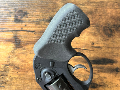 For the ultra-minimalist revolver user who conceal-carries in the pocket: Ultra-concealable boot grips for the Ruger LCR and LCRx line, optimized for pocket-carry. Recoil Rider grips are the the lightest boot grips available for the LCR, plus they absorb recoil with a slim profile and a snag-free draw. They cover the backstrap to optimize trigger reach, and feature an intuitive grip angle for a natural point-of-aim. If you're carrying your revolver the pocket, these boot grips are for you.