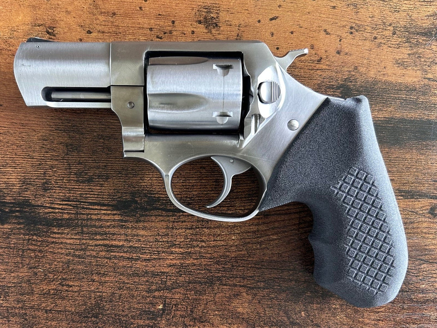 "Zero-compromise" concealed carry grips for the Ruger SP101 revolver. Before, wheelgun folks had to choose between shooting comfort (rubber grips) or carry comfort (wood or G10 grips). Recoil Rider revolver grips provide both, featuring the recoil absorption of rubber grips with the snag-free comfort of wooden grips. Plus, they reduce the weight for easier carry and improve the grip angle of your Ruger SP101 for a more natural point-of-aim. CCW grips for folks who carry their Ruger SP101 Appendix.