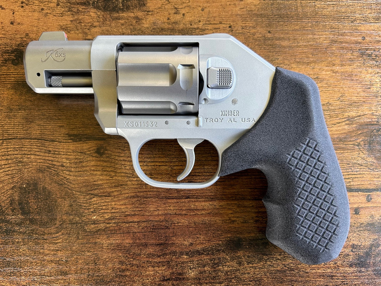 "Zero-compromise" concealed carry grips for the Kimber K6XS. Before, wheelgun folks had to choose between shooting comfort (rubber grips) or carry comfort (wood or G10 grips). Recoil Rider revolver grips provide both, featuring the recoil absorption of rubber grips with the snag-free comfort of wooden grips. Plus, they reduce the weight for easier carry. If you're carrying your revolver AIWB or in the pocket, these utilitarian grips will provide a superior shooting and CCW experience.