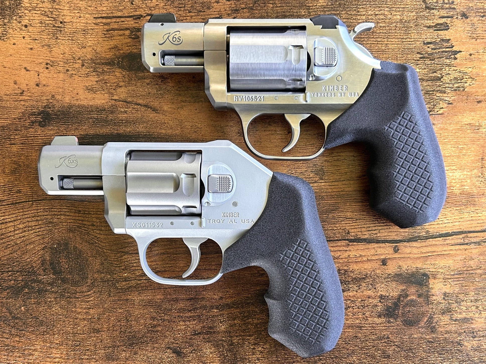 "Zero-compromise" concealed carry grips for the Kimber K6XS and K6S revolver line. Before, wheelgun folks had to choose between shooting comfort (rubber grips) or carry comfort (wood or G10 grips). Recoil Rider revolver grips provide both, featuring the recoil absorption of rubber grips with the snag-free comfort of wooden grips. Plus, they reduce the weight for easier carry. If you're carrying your revolver AIWB or in the pocket, these utilitarian grips will provide a superior shooting and CCW experience. 