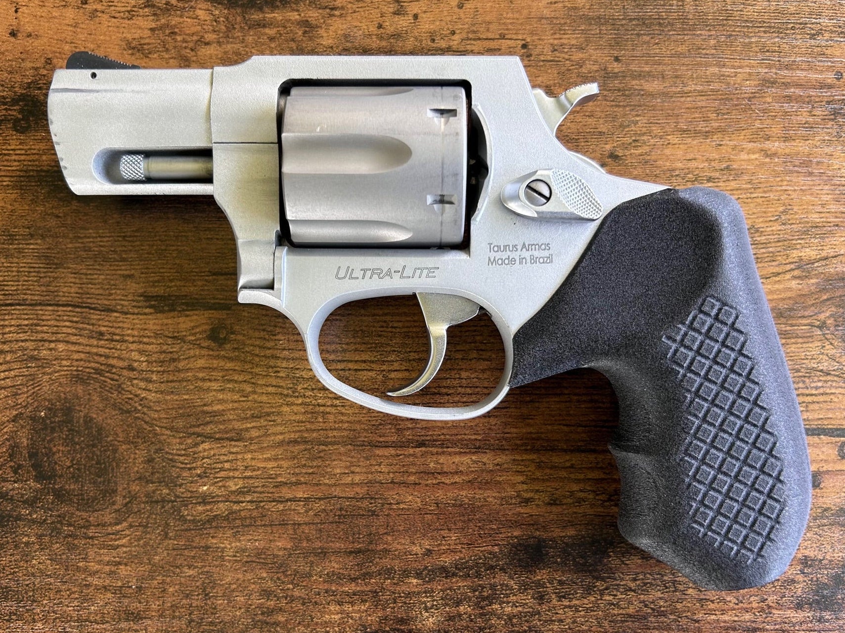 "Zero-compromise" concealed carry grips for the Taurus 856 line. Before, wheelgun folks had to choose between shooting comfort (rubber grips) or carry comfort (wood or G10 grips). Recoil Rider revolver grips provide both, featuring the recoil absorption of rubber grips with the snag-free comfort of wooden grips. Plus, they reduce the weight for easier carry and improve the grip angle of your Taurus 856 for a more natural point-of-aim. If you're carrying your revolver AIWB or in the pocket, these utilitarian
