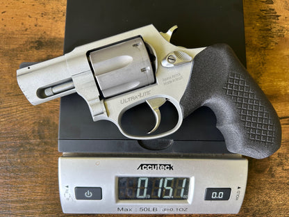 Recoil Rider revolver grips are the lowest weight grip available to the Taurus Small Frame 85/856 line of revolvers.